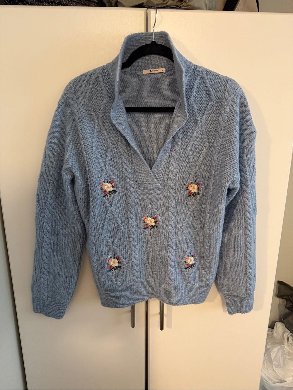 Tu Light Blue V-Neck Cable Knit Sweater with Floral Embroidery